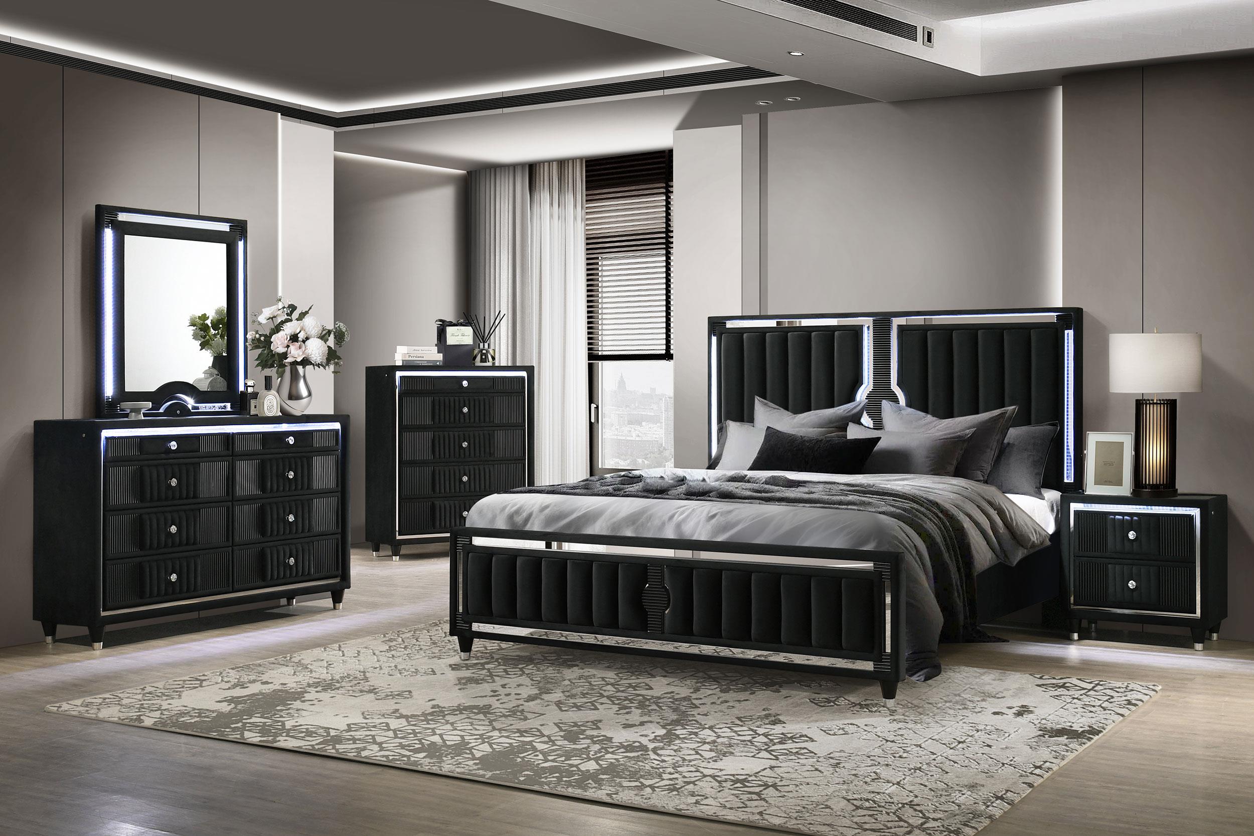 Ravenne 5-piece Velvet Upholstered California King LED Bedroom Set Black