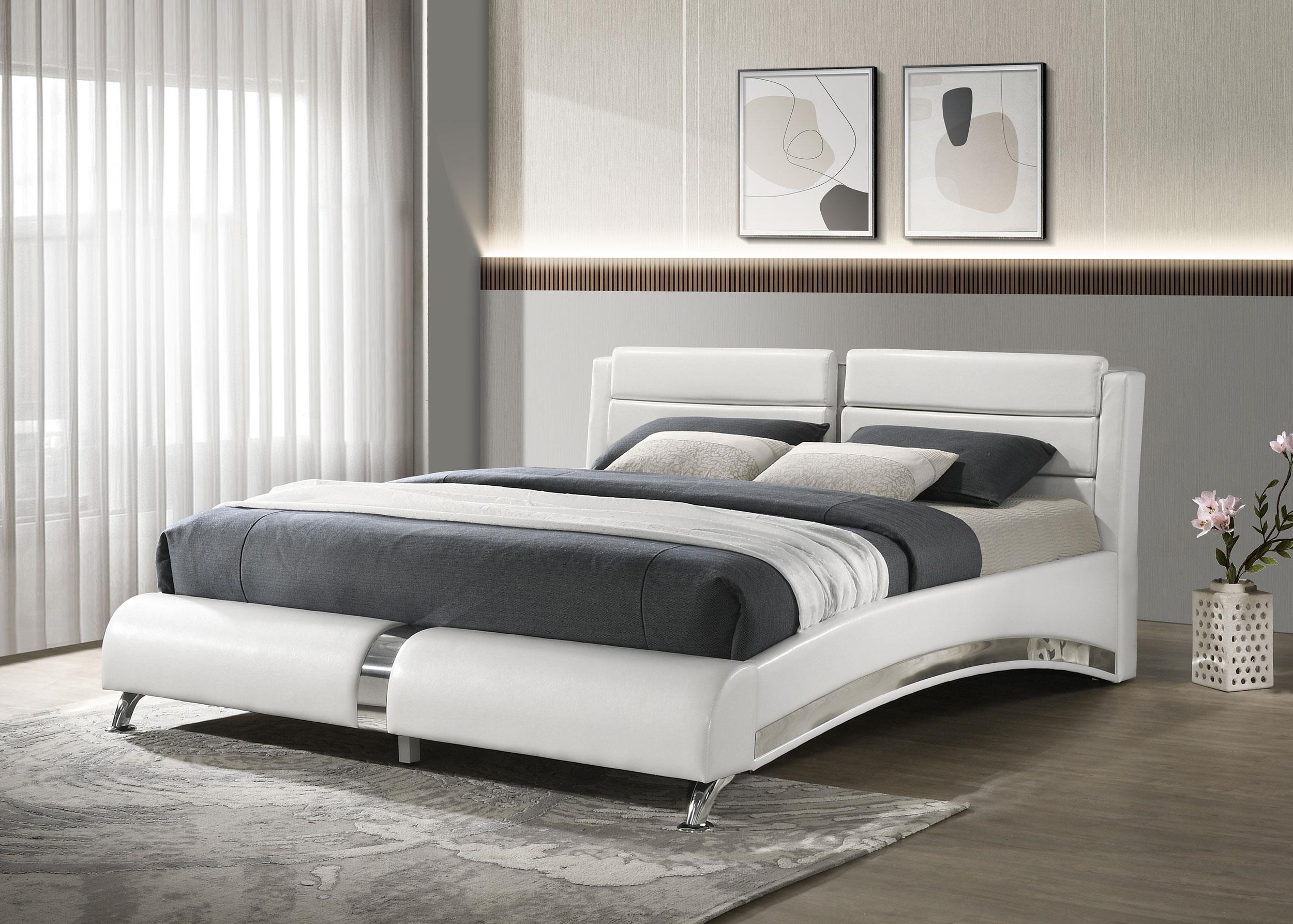 Jeremaine Upholstered Eastern King Sleigh Bed White
